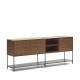 Credenza Vedrana 3 ante impiallacciate noce e gambe in acciaio nero 195 x 80 cm Kave Home vista